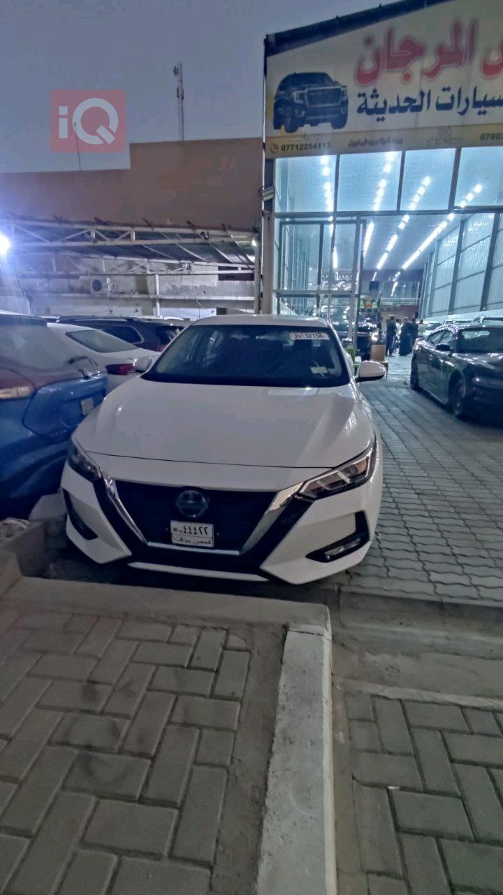 نیسان سێنترا